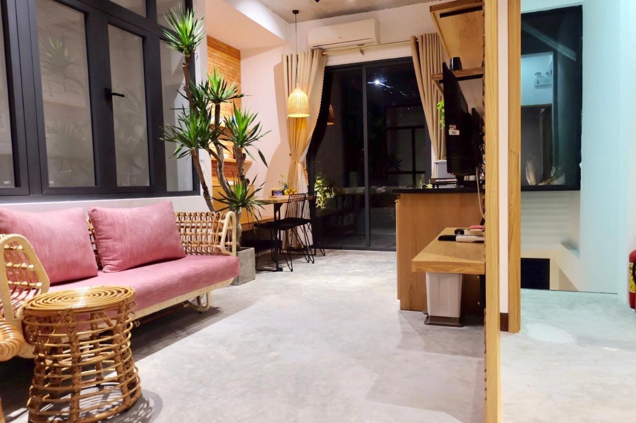 Uri House, 1- 2 Bedroom Tourism Apt, 5' Walk Dragon Bridge Danang Exterior photo